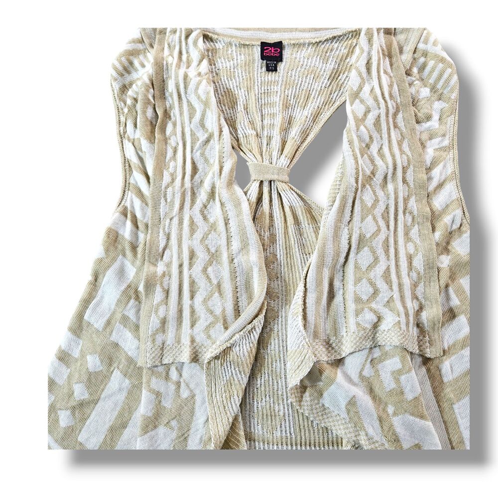 2b Bebe Cardigan Size Small White Beige Geometric Print Sleeveless Open Vest - Picture 8 of 10